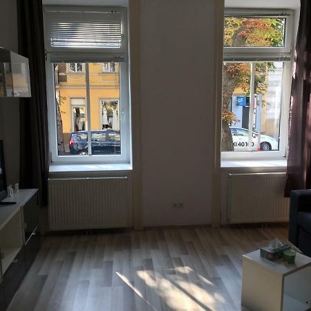 Schoenbrunn Apartment Βιέννη Εξωτερικό φωτογραφία